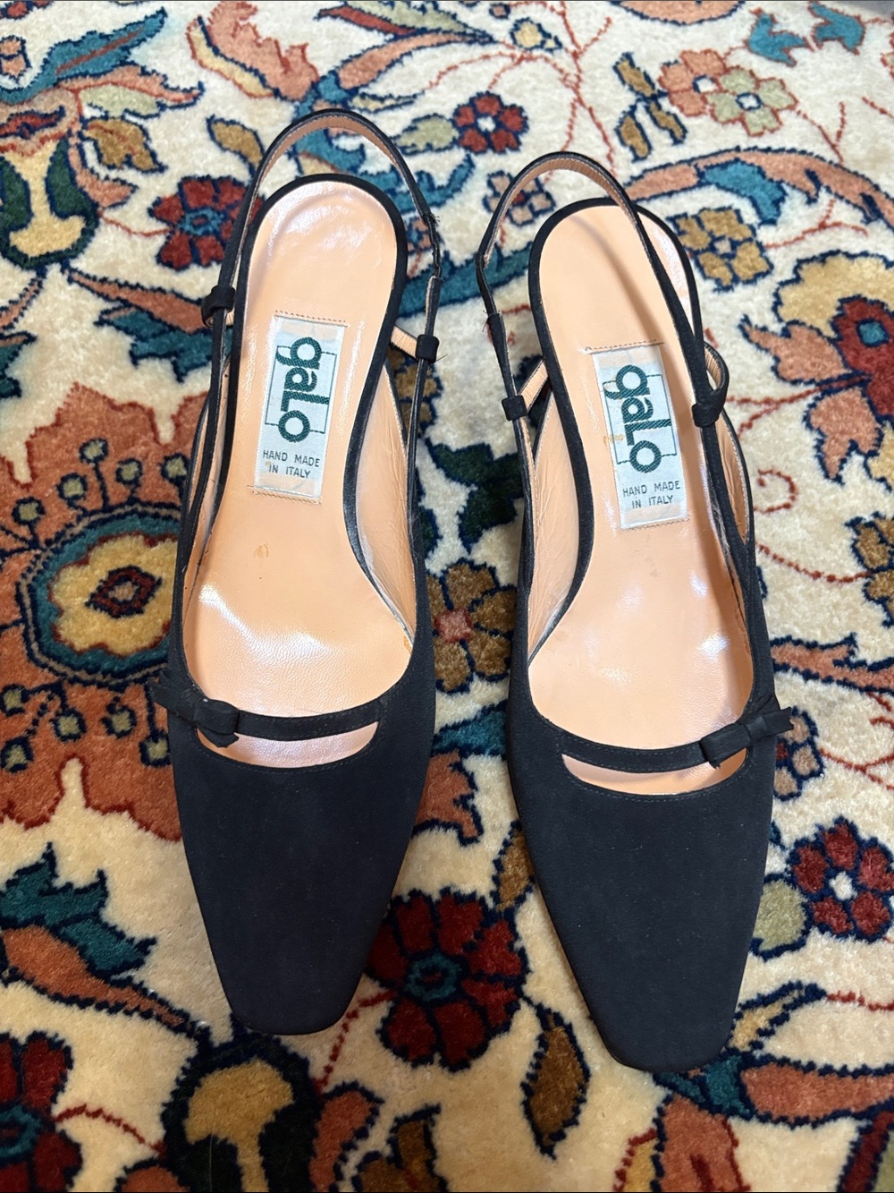ALO Yoga Black Pointed Slingback Heels